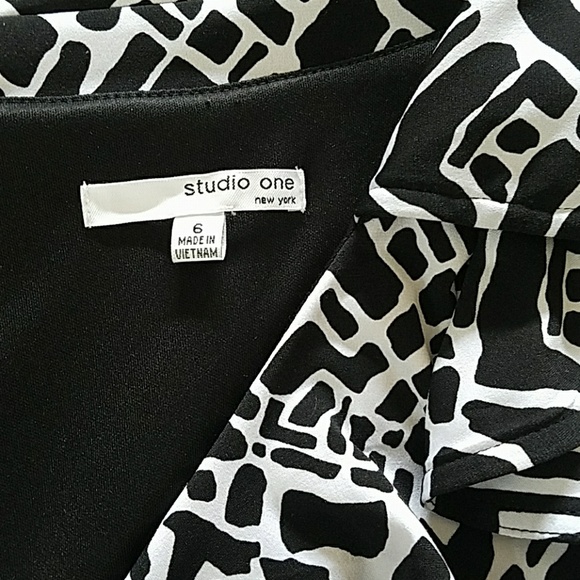 Faux Wrap V-Neck Ruffle Belted Career Dress - Picture 8 of 8